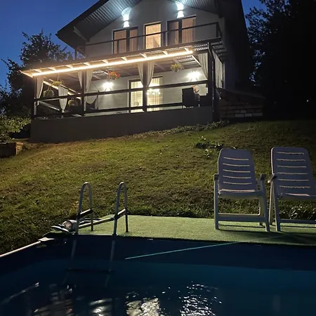 House Of Moonlight Slavske