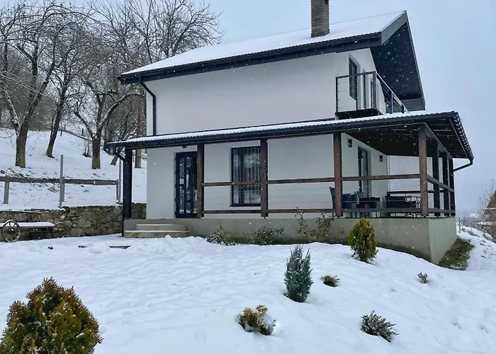 House Of Moonlight Slavske